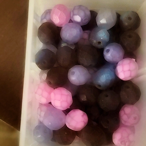 Beads - Picture 1 of 1